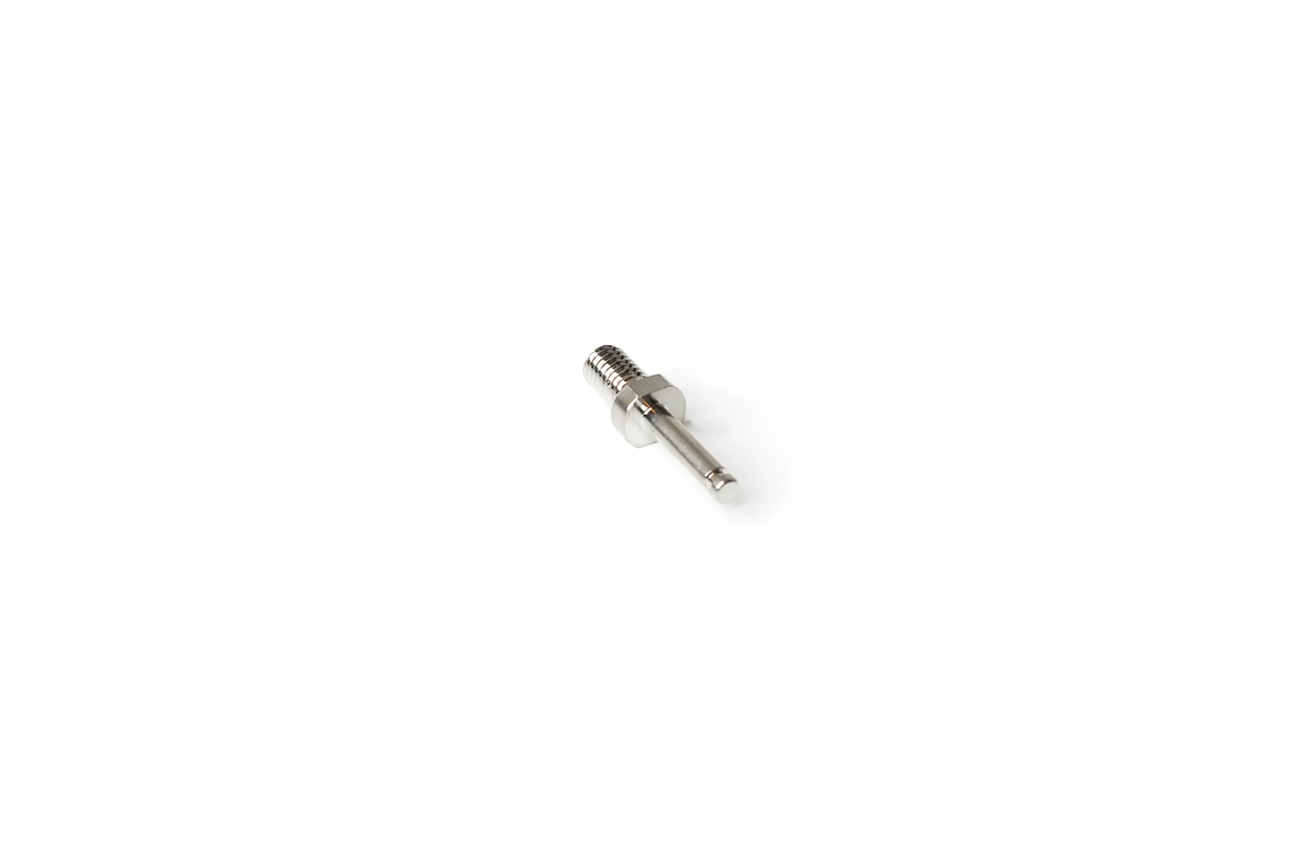 36mmstud_m610male_1